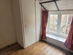 Photo 25- click for photo gallery